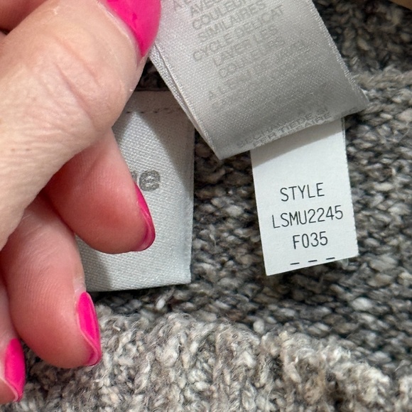 Liz Claiborne LizSport Flower Marled Sweater Medium - Picture 8 of 8